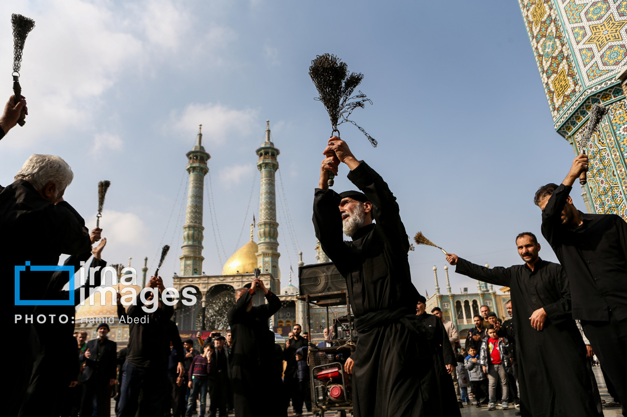 Ceremonia de duelo por martirio de Fátima al-Zahra (P) en Qom