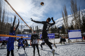 Tournoi national de volley-ball sur neige à Dizin