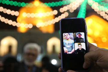 L'ambiance du sanctuaire de l'Imam Reza (P) à la veille de l’anniversaire de la bienheureuse naissance du très vénéré Imam Ali (P)