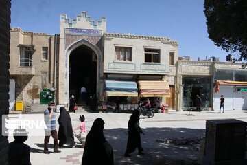 نظر مردم و کسبه سمنان درباره پیاده‌راه‌سازی خیابان امام(ره) چیست؟