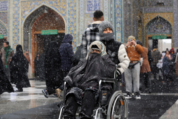 Chute de neiges à Mashhad dans le nord-est iranien 