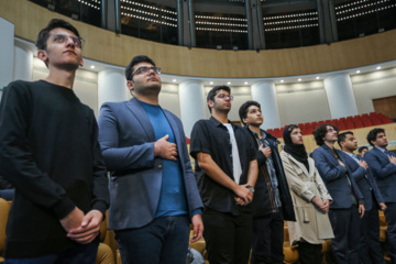 Ceremonia de honrar a los medallistas de olimpiadas científicas 2024