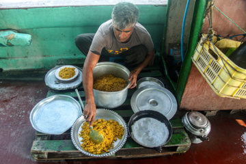 Pesca de camarones y peces en el Golfo Pérsico