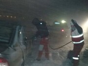  امدادگران هلال احمر اردبیل به هزار و ۴۳۷ نفر در جاده‌های برفی کمک کردند
