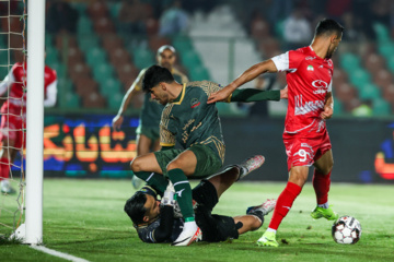 لیگ برتر فوتبال - پرسپولیس و شمس آذر