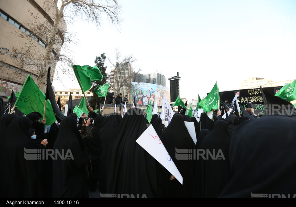 دسته عزاداری دختران انقلاب