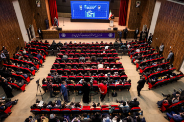 Presidente Pezeshkian asiste a la ceremonia de Día de Estudiante Universitario 