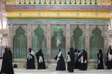 Commémoration du 40ème jour du martyre de Nasrallah au sanctuaire sacré de l'Imam Khomeini de Téhéran