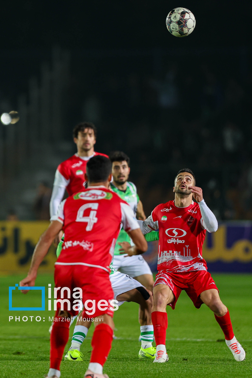 لیگ برتر فوتبال - پرسپولیس و خیبر