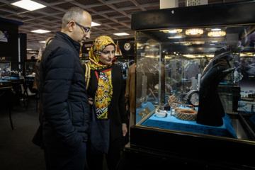 Retour en image de la 16ᵉ exposition de l'or, de l'argent, des bijoux, tenue à Téhéran, capitale iranienne 