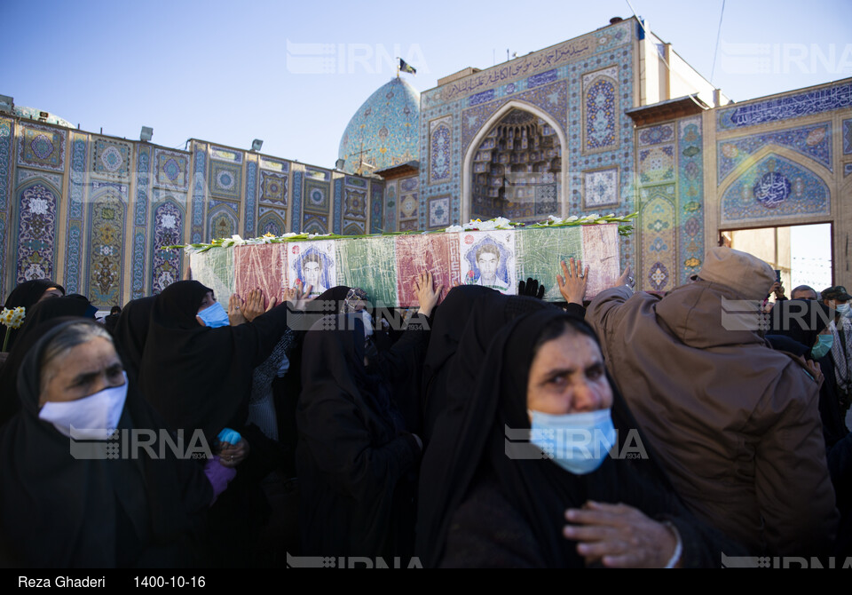 تشییع پیکرهای شهدای گمنام دوران دفاع مقدس در شیراز