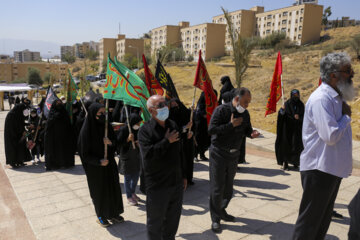 عزاداری جاماندگان اربعین حسینی در جوار شهدای گمنام دانشگاه شیراز