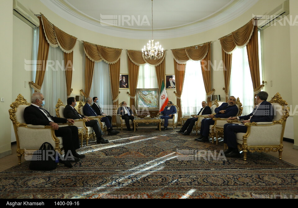 دیدار وزیر امور خارجه سوریه با علی شمخانی