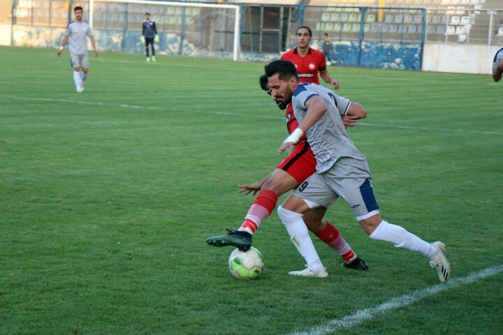 نبرد سرنوشت ساز نمایندگان فوتبال همدان در ایستگاه ششم لیگ ۲