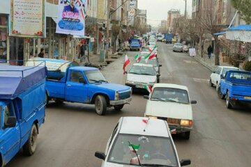 راهپیمایی متفاوت باروقی‌ها و چهاربرجی‌ها