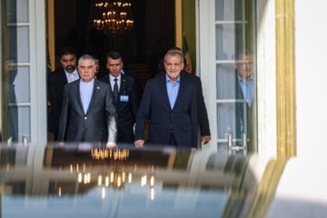 Meeting of national leader of Turkmenistan with President Pezeshkian