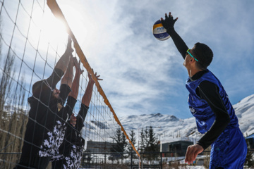 Tournoi national de volley-ball sur neige à Dizin