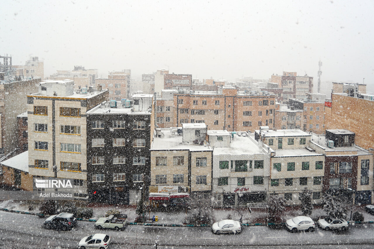 بارش برف در همدان
