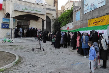 حضور مردم استان اردبیل در شعب اخذ رای در حال افزایش است