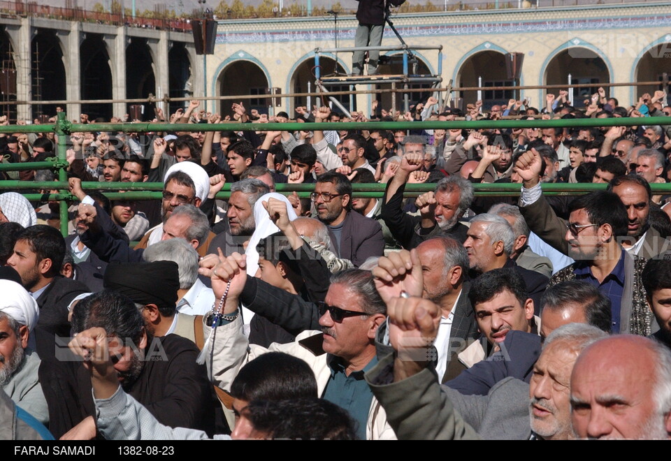 برگزاری نخستین نماز جمعه تهران در مصلی امام خمینی به امامت مقام معظم رهبری
