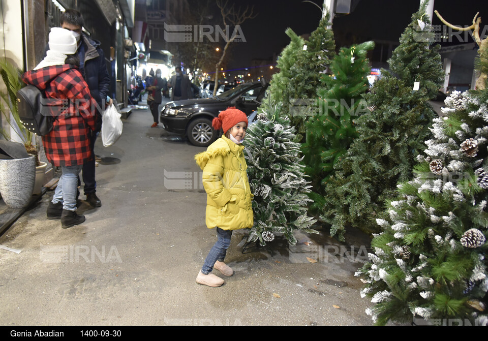 حال و هوای کریسمس در تهران