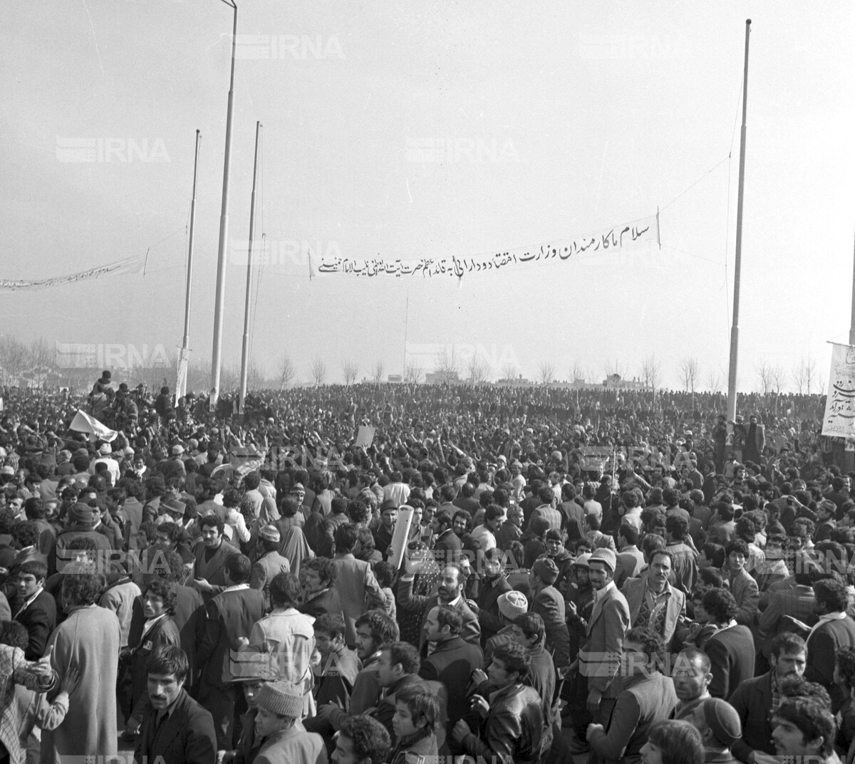 استقبال مردم از امام خمینی رهبر انقلاب و بنیانگذار جمهوری اسلامی