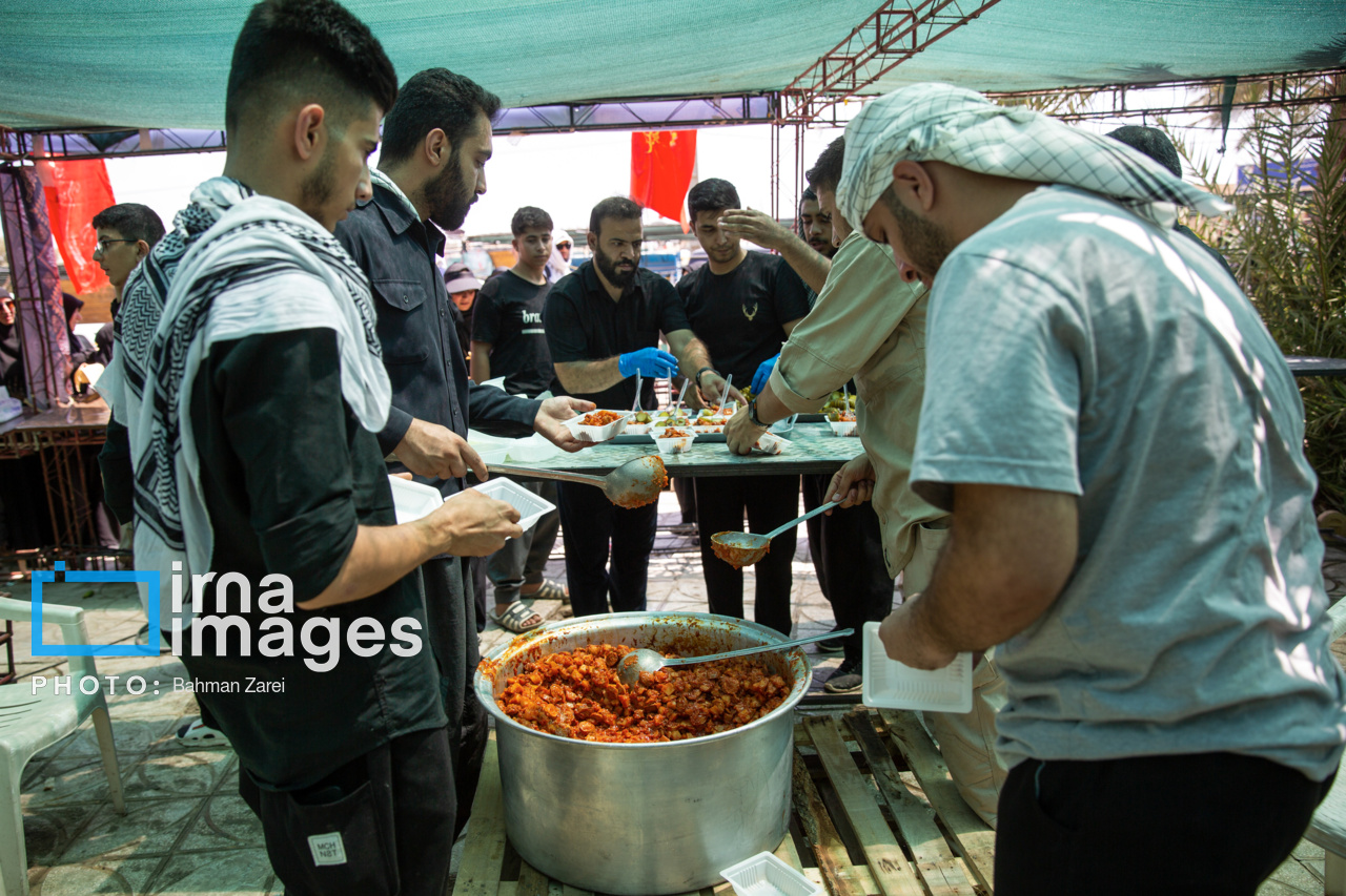 تردد زائران در مرز خسروی