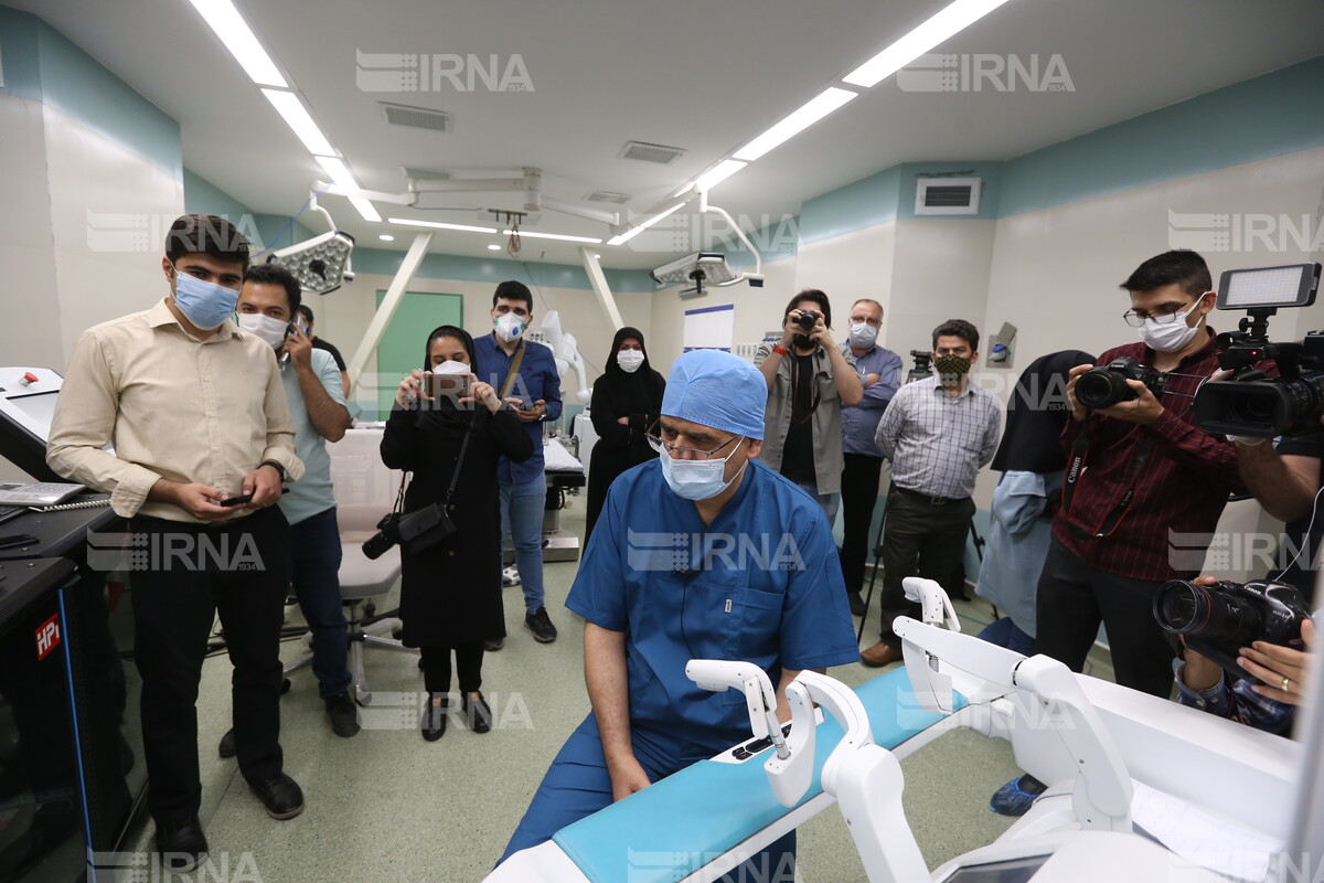 نخستین جراحی رباتیک از راه دور ایران