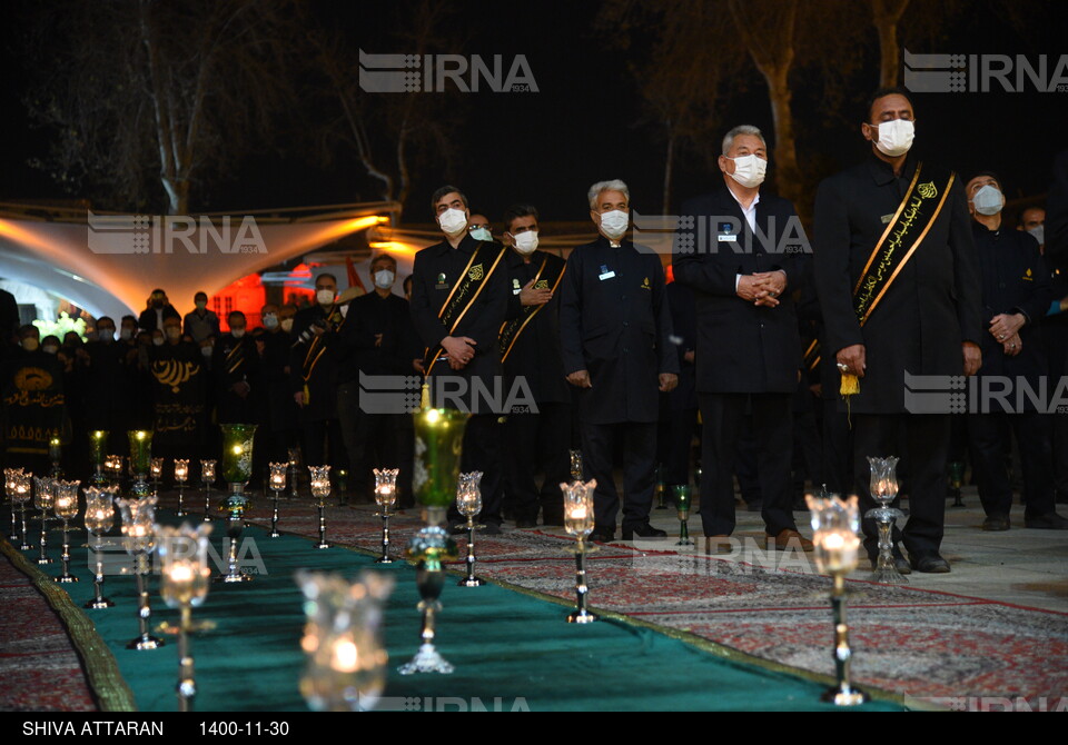 مراسم لاله گردانی شب شهادت احمد بن موسی (ع) در شیراز