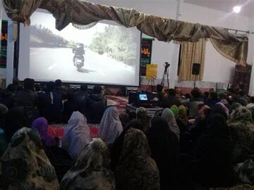 اکران فیلم‌های چهلمین جشنواره فجر در مناطق فاقد سینما