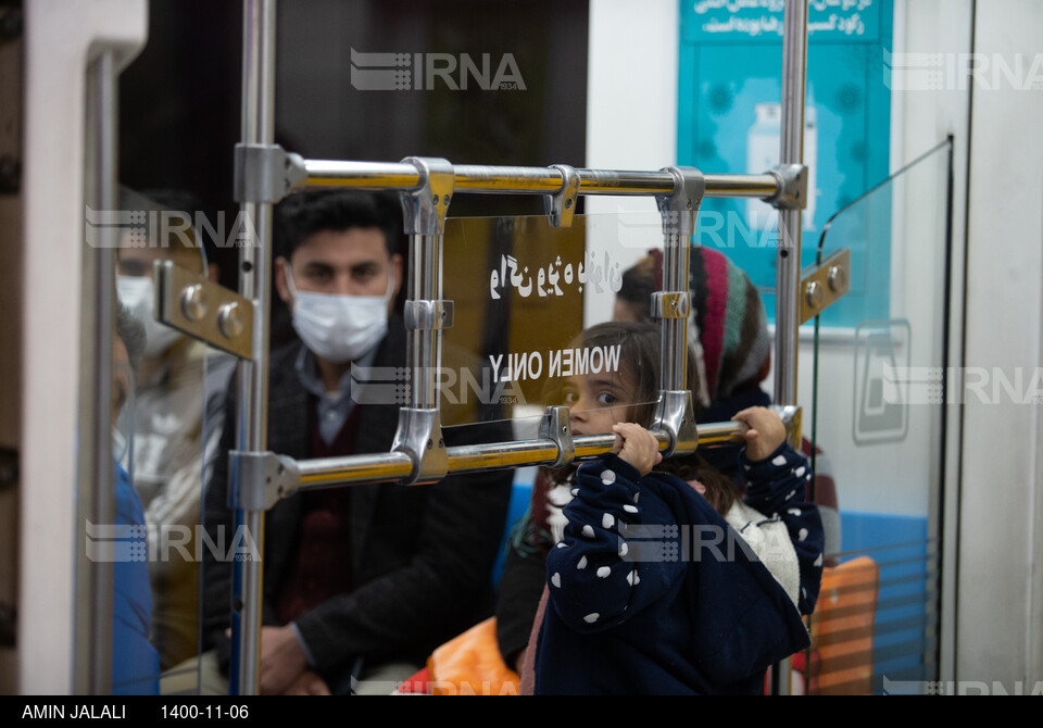 رونمایی واگن مخصوص بانوان و کودکان