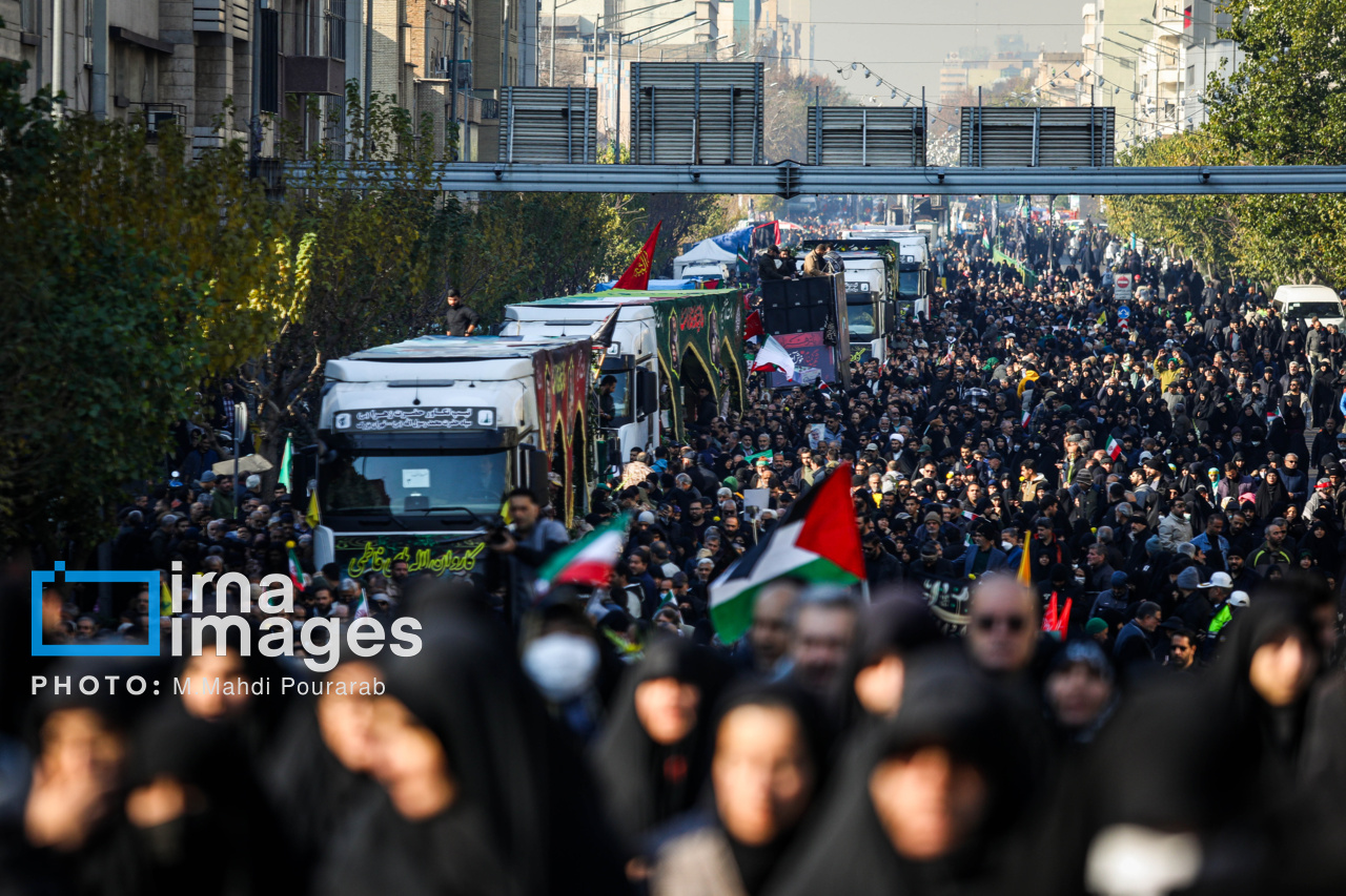 تشییع پیکر شهدای گمنام - تهران