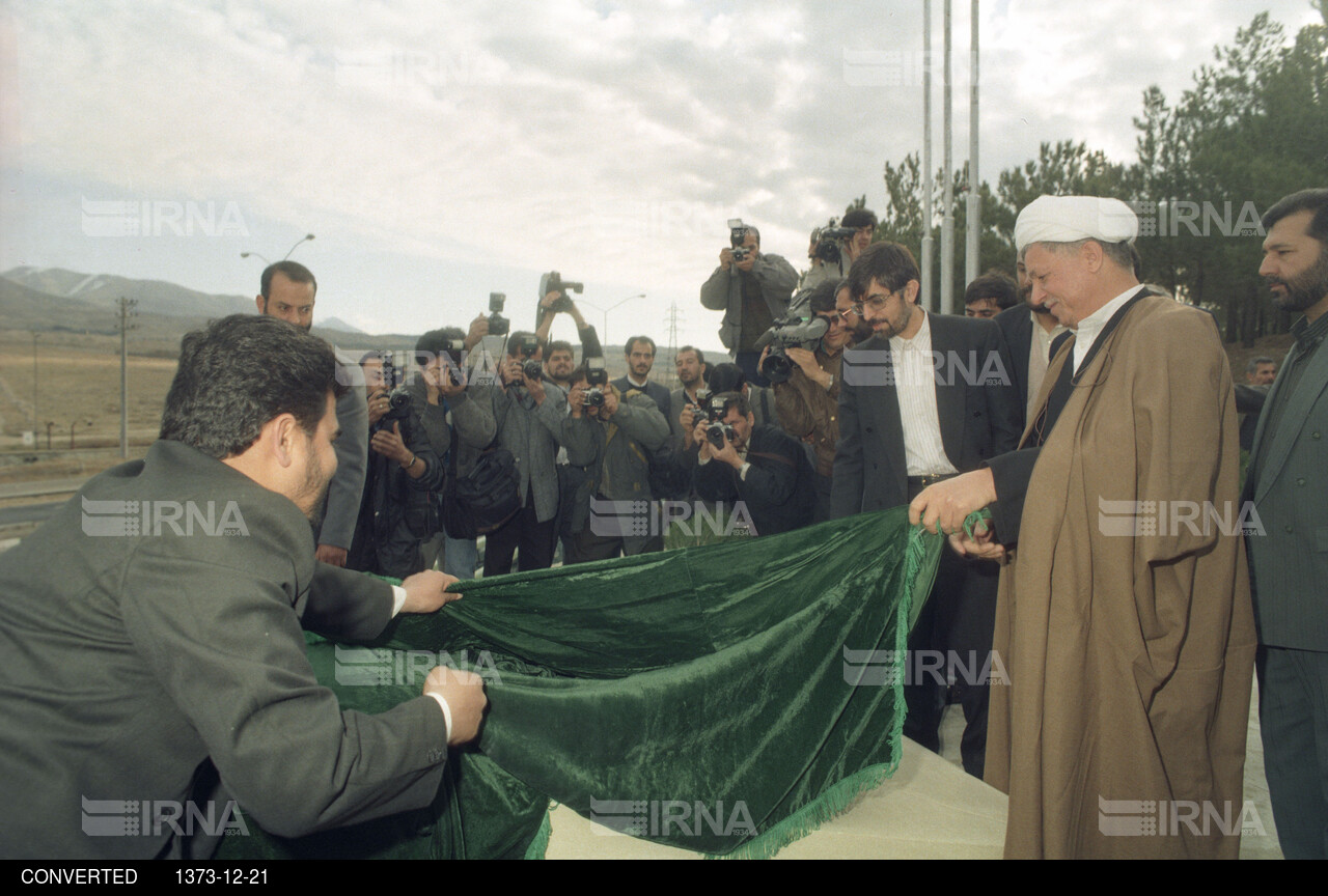 افتتاح بزرگراه بابائی توسط رییس جمهوری