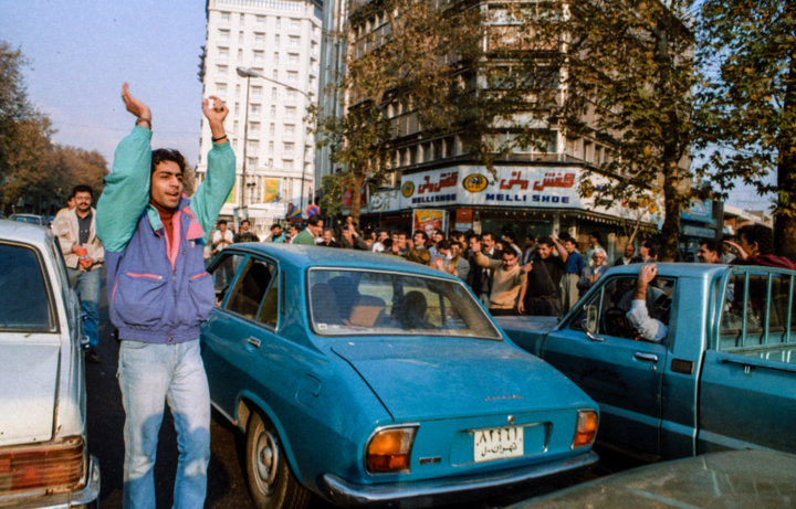 صعود تاریخی فوتبال  ایران به جام جهانی هشتم آذر ۷۶ ؛ از ملبورن تا خیابان های پرشور ایران