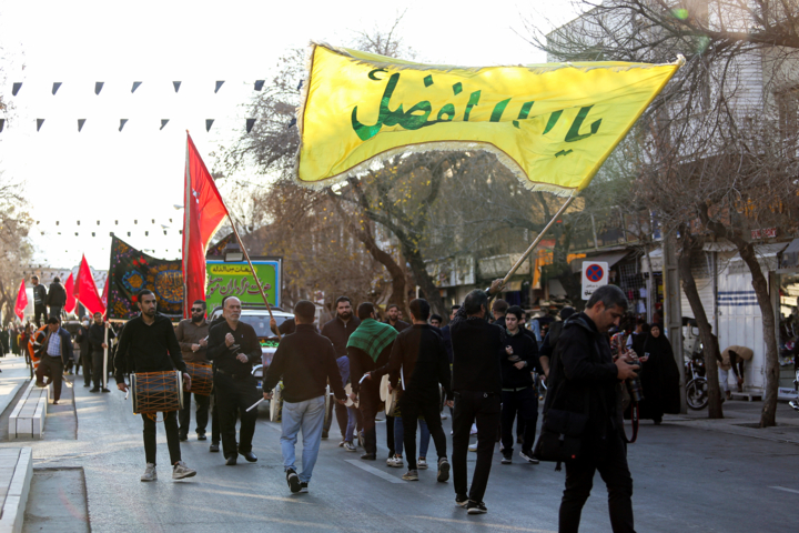 حرکت دسته‌های عزاداری در سالروز شهادت حضرت شاهچراغ(ع)