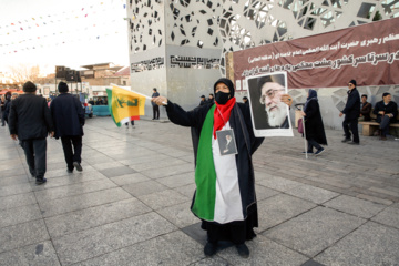 9 Day : cérémonie de commémoration place Imam Hossein (P) de Téhéran