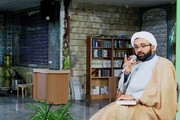 زنان در تربیت جامعه سالم نقش محوری دارند