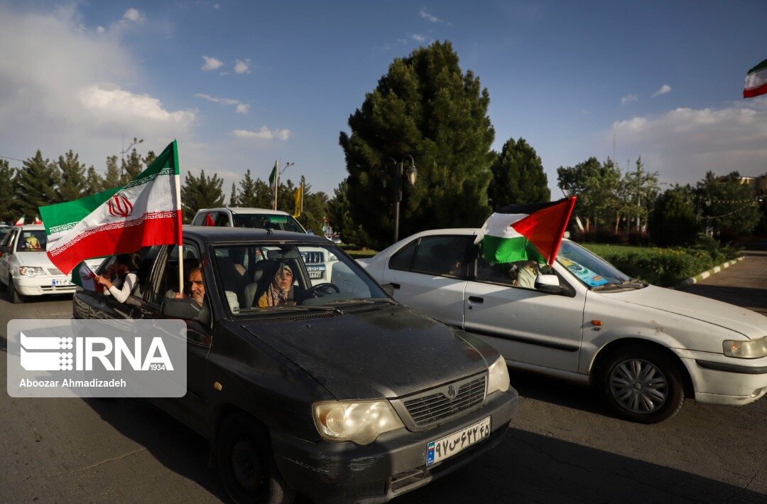 راهپیمایی ۲۲ بهمن در تبریز به صورت خودرویی و موتوری برگزار می‌شود