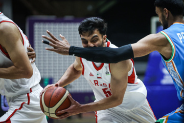 Coupe Asie de basketball : victoire éclatante de l'Iran face à l'Inde lors des qualifications