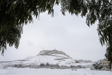 Iran : chutes de neige à Qom, située au sud-ouest de Téhéran