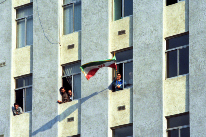 صعود تاریخی فوتبال  ایران به جام جهانی هشتم آذر ۷۶ ؛ از ملبورن تا خیابان های پرشور ایران