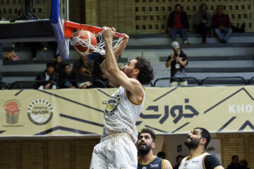 Superstars of Iran’s basketball league
