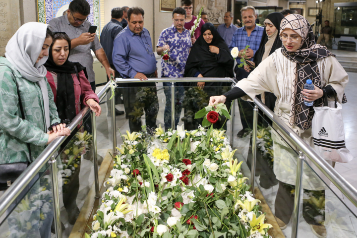 مراسم گرامیداشت روز شعر و ادب فارسی