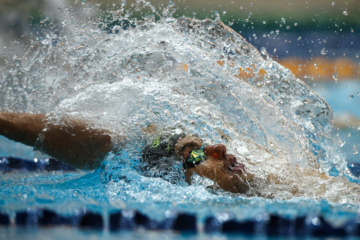 Des compétitions de natation à Téhéran 