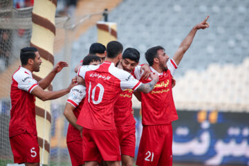 لیگ برتر فوتبال- پرسپولیس و هوادار