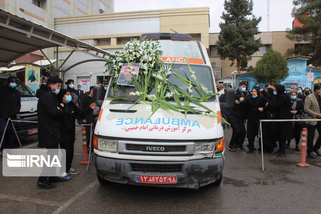 پیکر خبرنگار ایلامی در آغوش خاک آرام گرفت