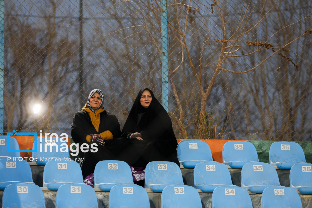 لیگ برتر فوتبال - پرسپولیس و خیبر