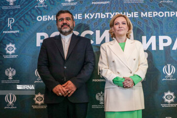 Visit of Iran minister of culture to Russia