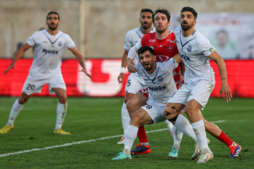 لیگ برتر فوتبال - ملوان و پرسپولیس