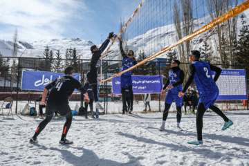 Tournoi national de volley-ball sur neige à Dizin